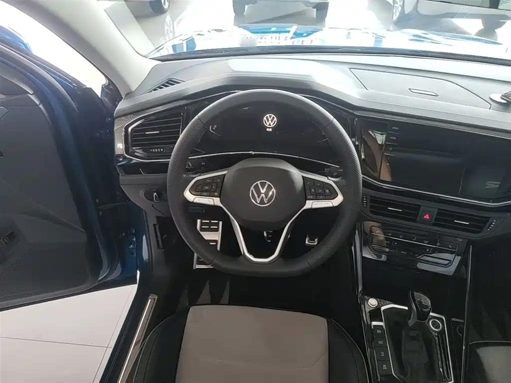 Volkswagen Tayron X 2020 330TSI 2WD Premium Smart Edition фото 11