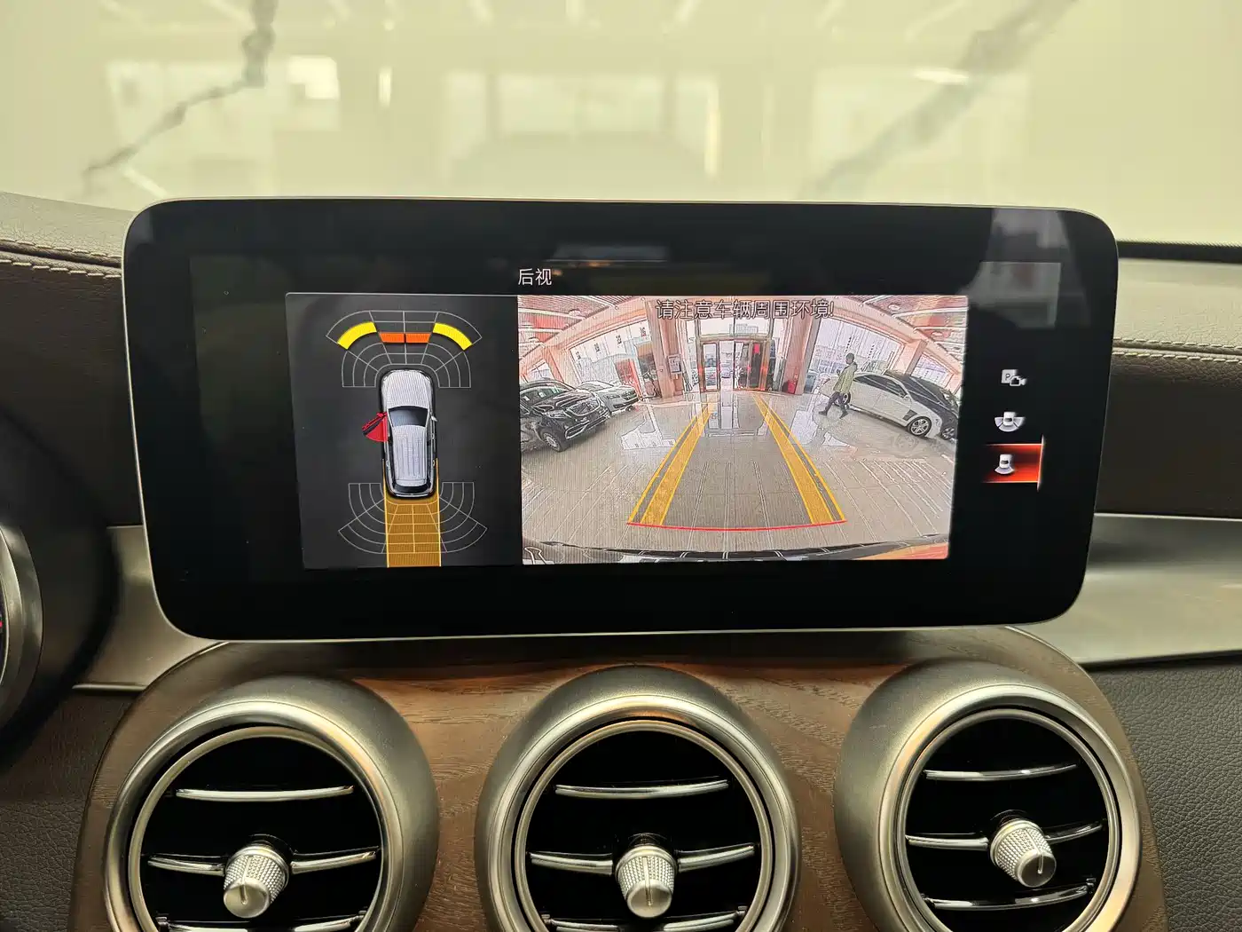 Mercedes-Benz GLC 2020 GLC 260 L 4MATIC Luxury фото 13