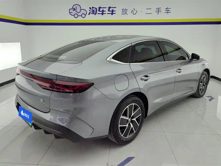 BYD Qin L 2024 DM-i 120KM Leading фото 3