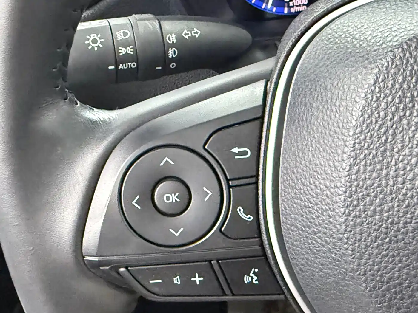 Toyota Corolla 2021 1.2T S-CVT Flagship Edition фото 12