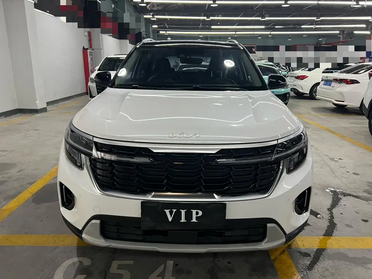 Kia Seltos 2023 1.5L CVT Luxury Edition фото 2