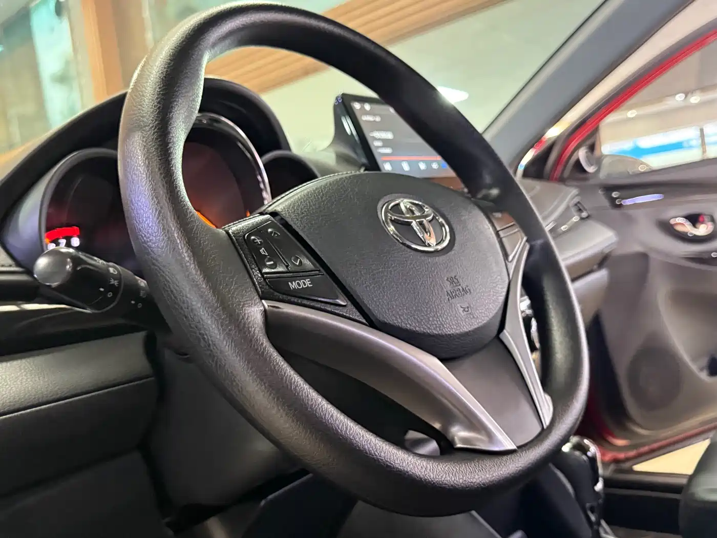 Toyota YARiS L Zhi Xuan 2020 1.5L CVT Premium Edition фото 17