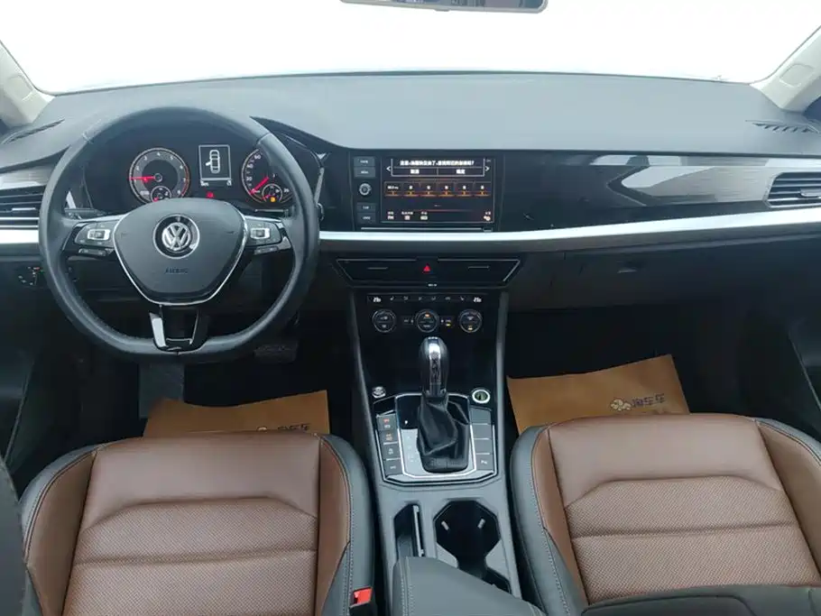 Volkswagen Lavida 2019 280TSI DSG Luxury Edition China VI фото 12