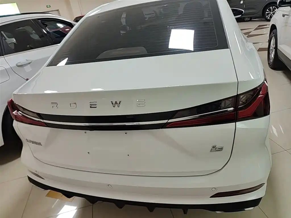 ROEWE I5
