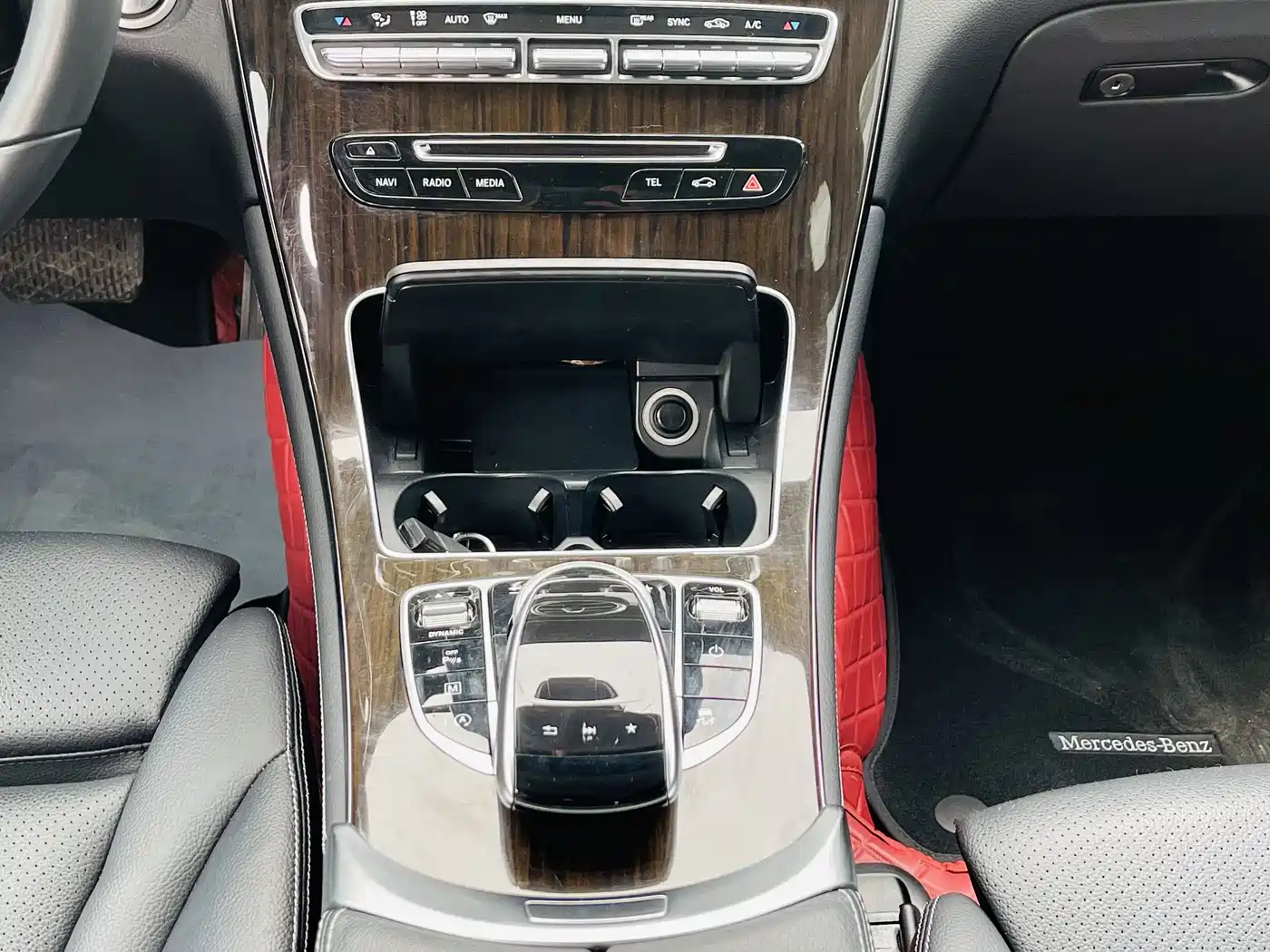 Mercedes-Benz GLC 2017 GLC 260 4MATIC Dynamic фото 10