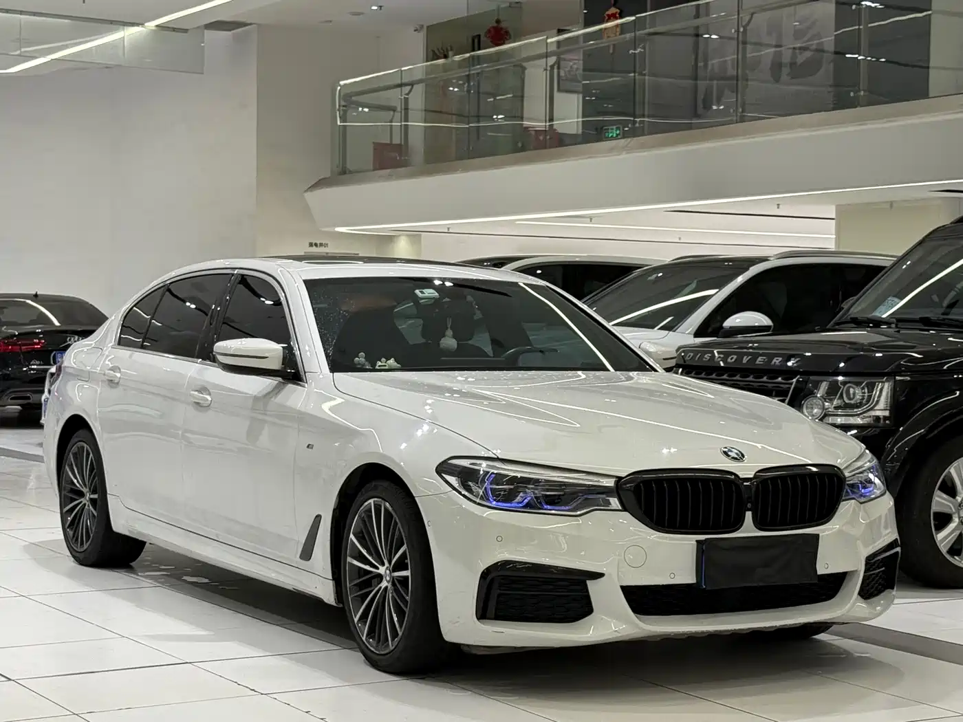 BMW 5 Series 2020 525Li Luxury Package