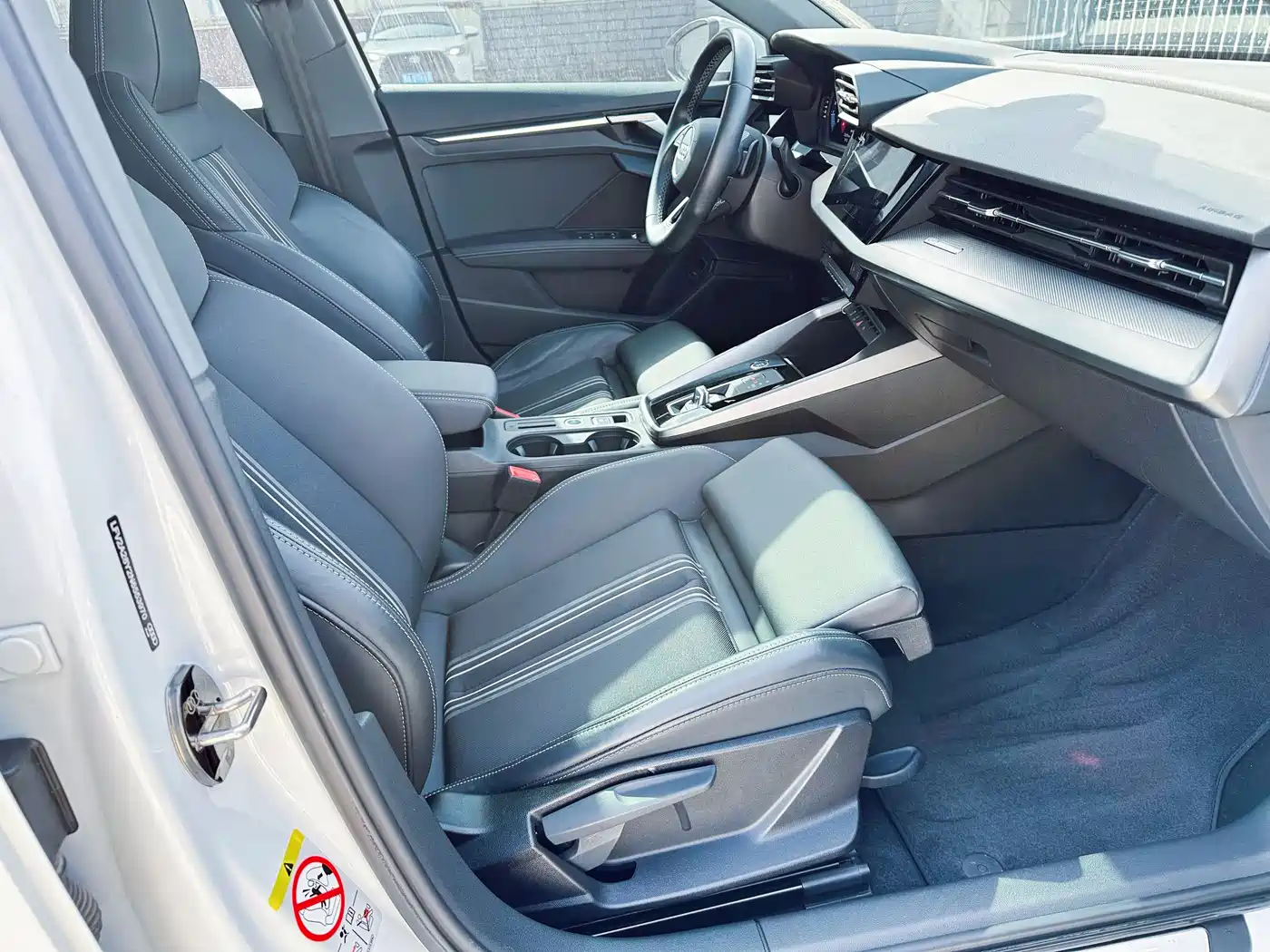 Audi A3 2023 A3L Limousine 35 TFSI Fashion Sport фото 19