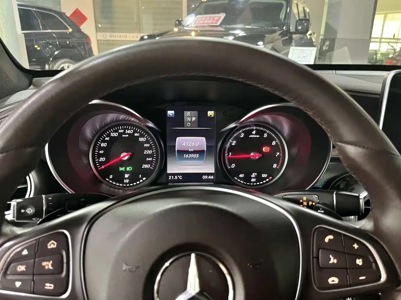 Mercedes-Benz GLC 2019 GLC 260 4MATIC Luxury фото 8