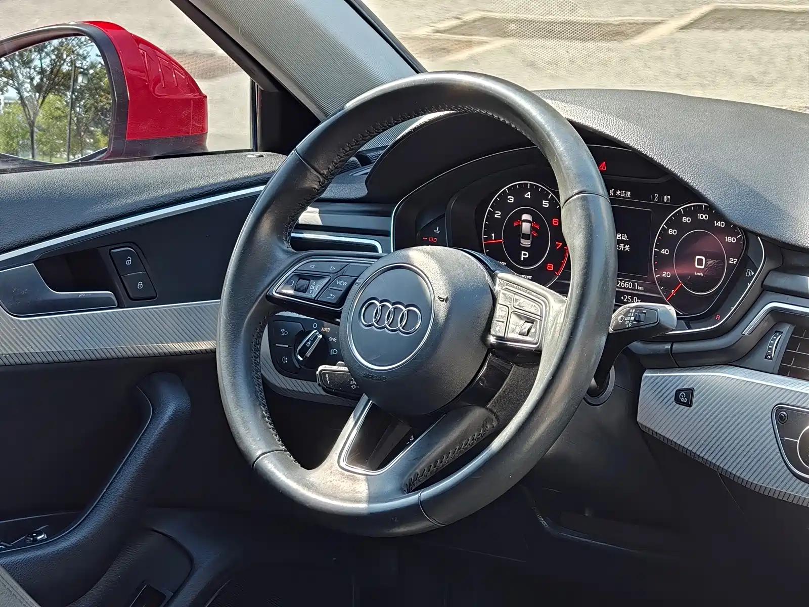 Фото 16 - Audi A4L