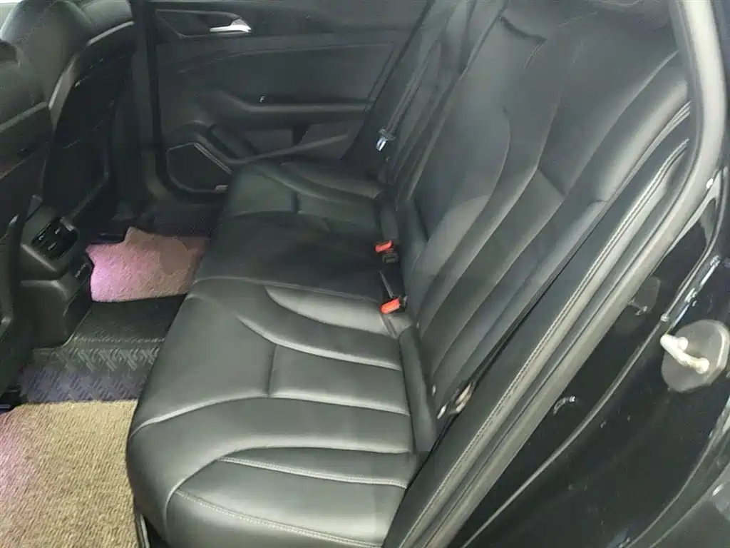 Hongqi H5 2019 30TD Smart Connect Rhythm Edition фото 17