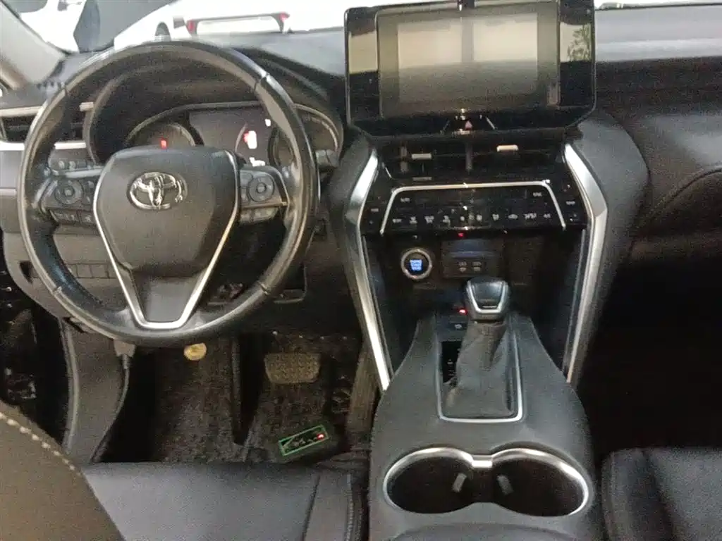Toyota Lingfang HARRIER 2022 2.0L CVT 2WD Progressive Edition фото 10