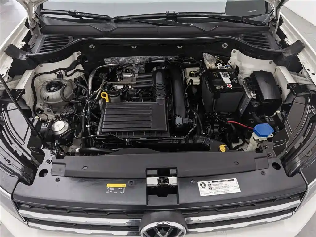 Volkswagen Tharu 2021 Model 280TSI 2WD Trend Edition фото 6