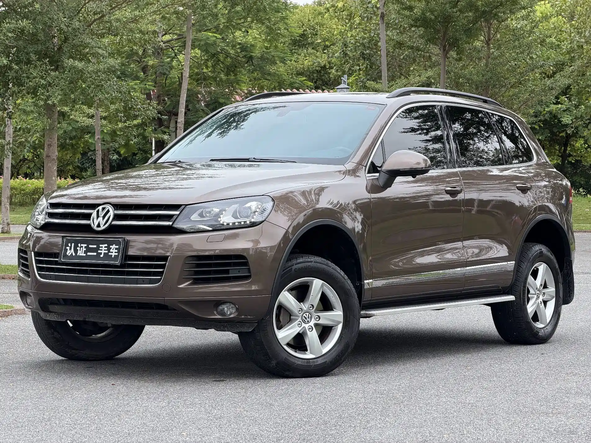 Фото 1 - Volkswagen Touareg