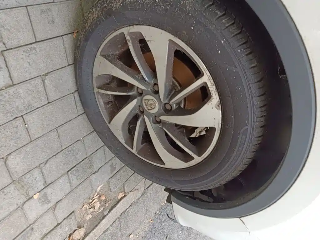 Baojun 560 2016 2015 1.8L Manual Luxury