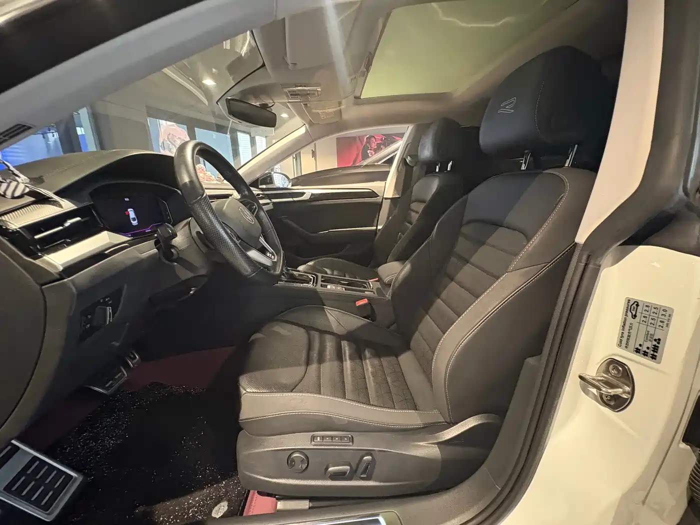 Volkswagen FAW-Volkswagen CC 2021 380TSI Eye-catching Edition фото 6