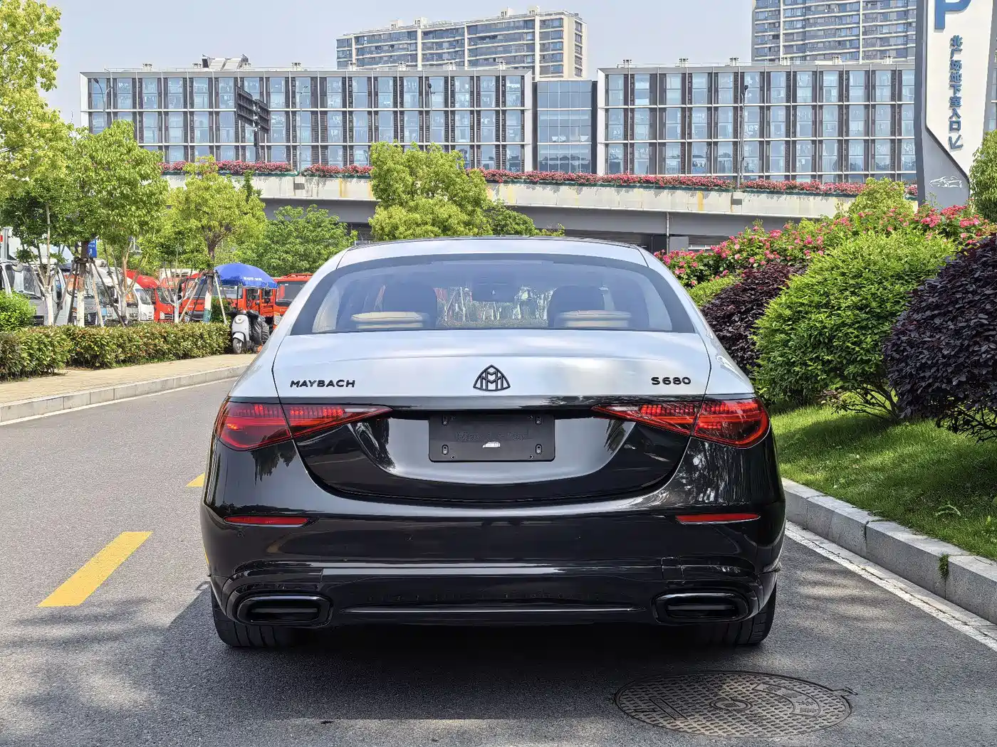 Mercedes-Benz Maybach S-Class 2024 S 680 4MATIC фото 5