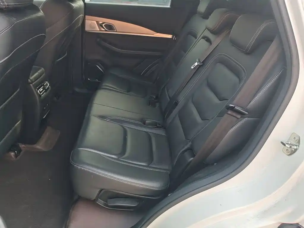 Jetour X70 Coupe 2020 2020 Model 1.6T DCT Ran Cool 7-Seater