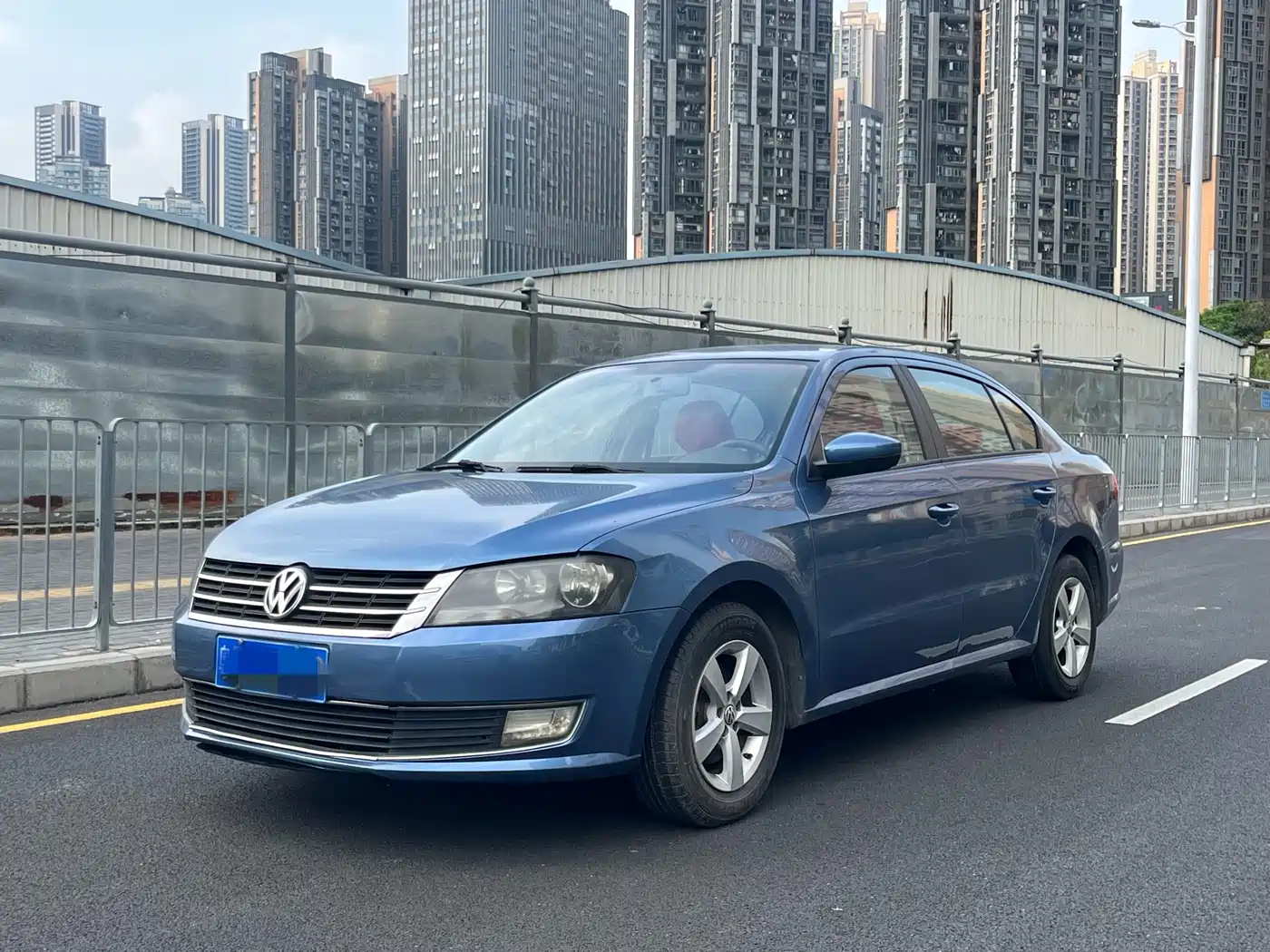 Volkswagen Lavida 2013 1.6L Manual Trend Edition
