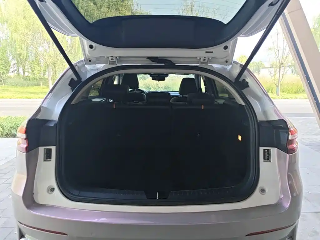 Фото 19 - Haval F7
