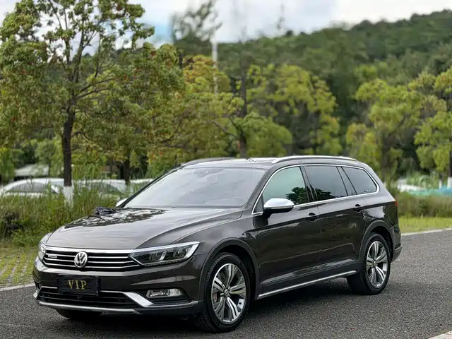 Volkswagen Weilan 2017 380TSI 4WD Explorer Edition