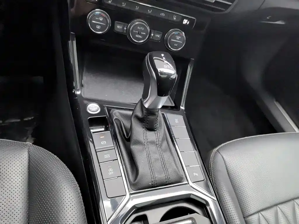 Photo 13 - Volkswagen Passat