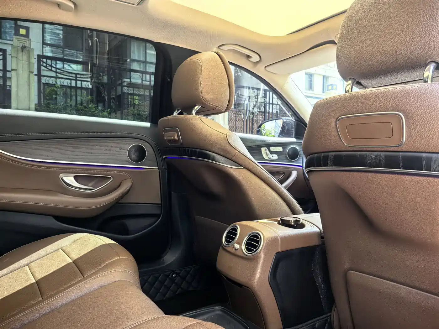 Mercedes-Benz E-Class 2019 Facelift E 300 L Sport Fashion фото 10
