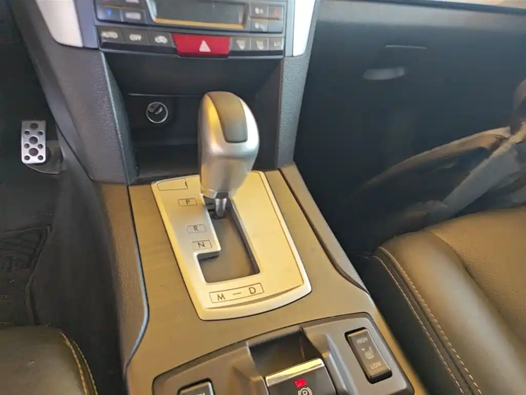 Subaru Outback 2014 2.5i Elegance Sport Edition фото 10