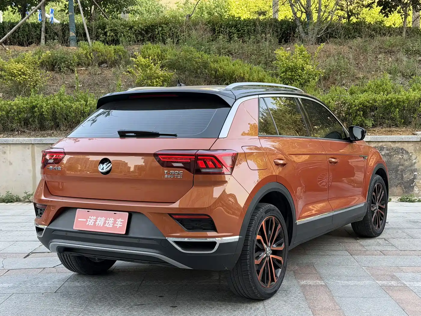 Volkswagen T-ROC 2018 280TSI DSG 4WD Luxury (China V) фото 3