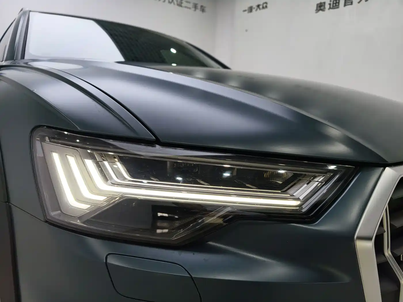 Audi A6 (Import) 2020 allroad quattro Explorer 55 TFSI Premium Off-Road фото 4