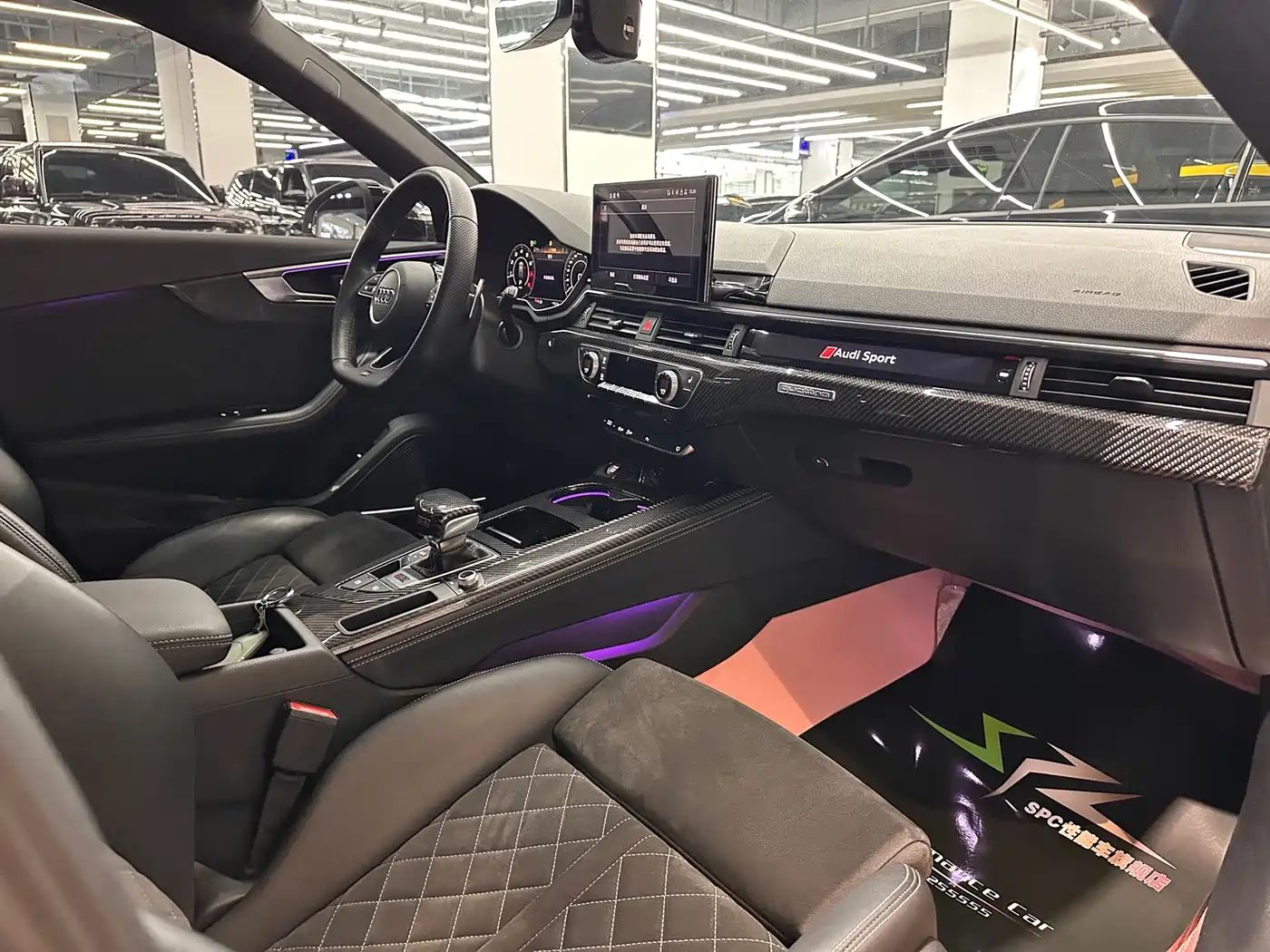 Audi RS 4 2021 RS4 Avant Dark Gold Edition фото 12