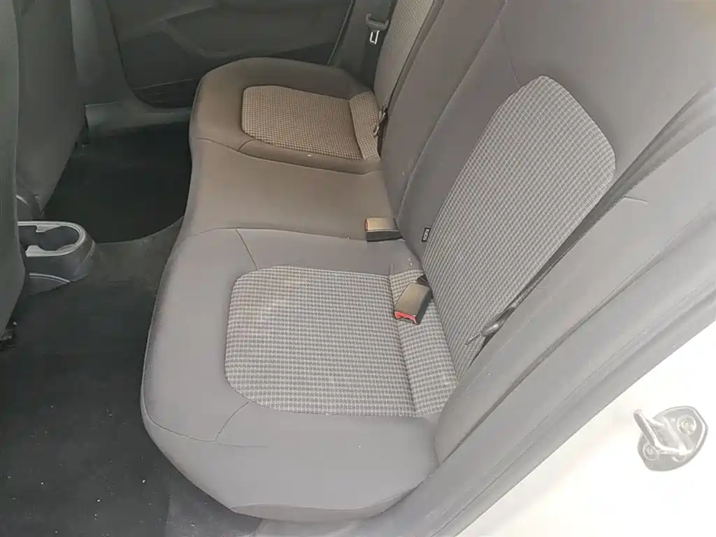 Volkswagen Santana 2016 1.4L Manual Trend Edition фото 17
