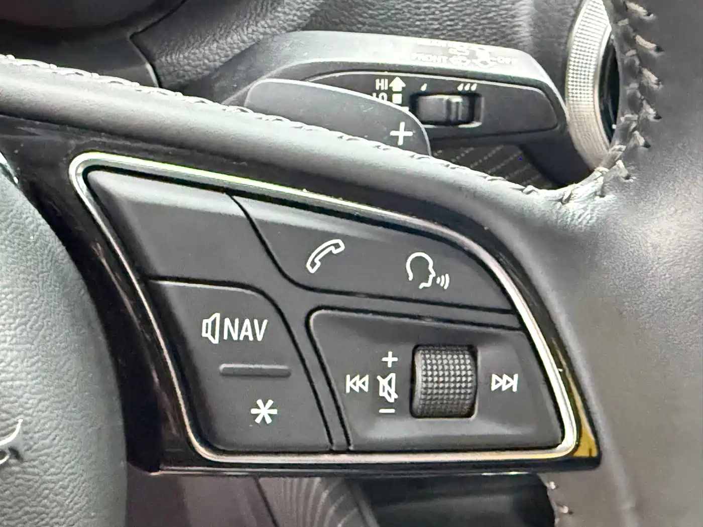 Audi Q2L, миниатюра 13