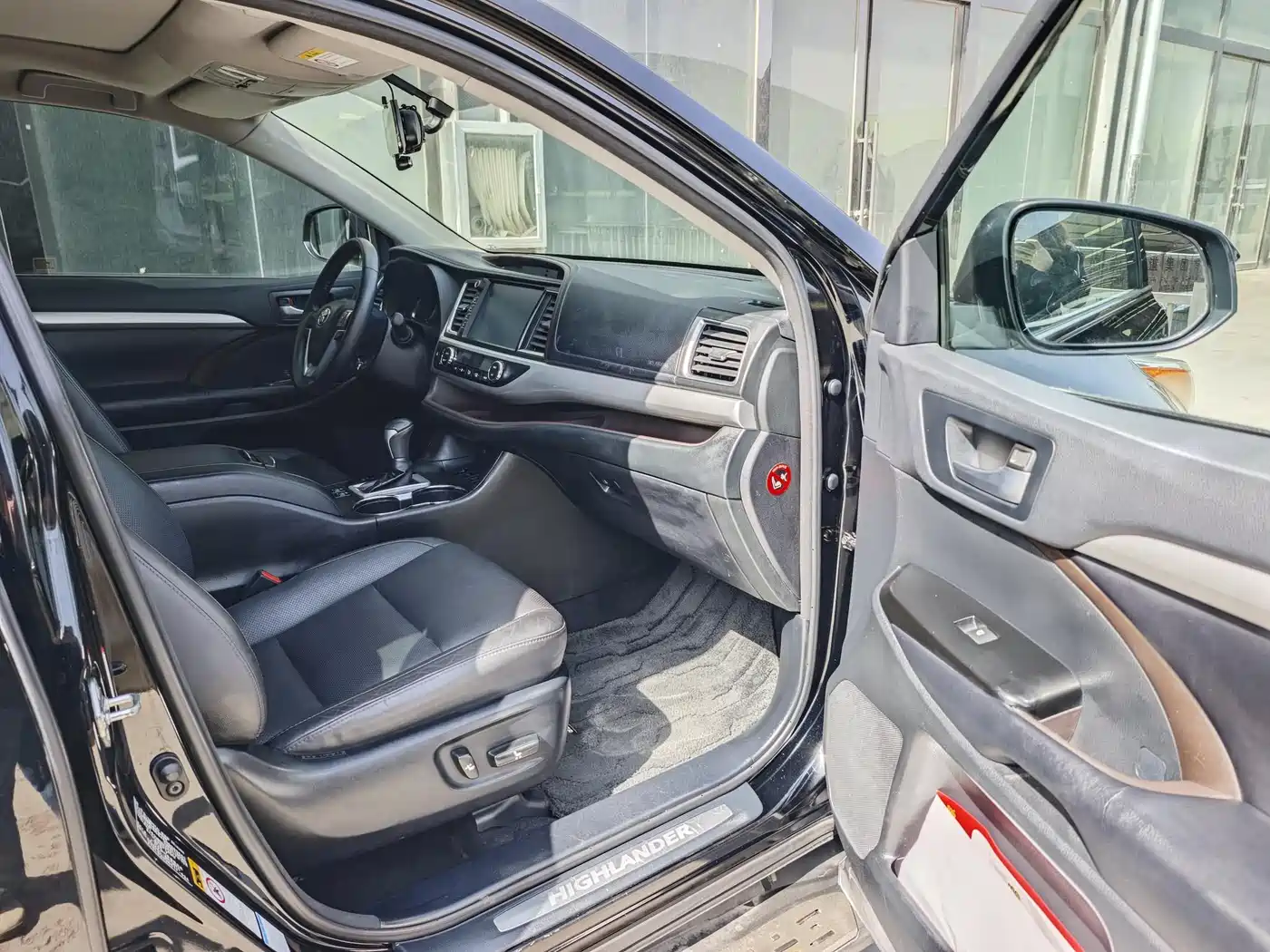 Toyota Highlander 2017 2.0T 4WD Premium 7-Seater фото 7