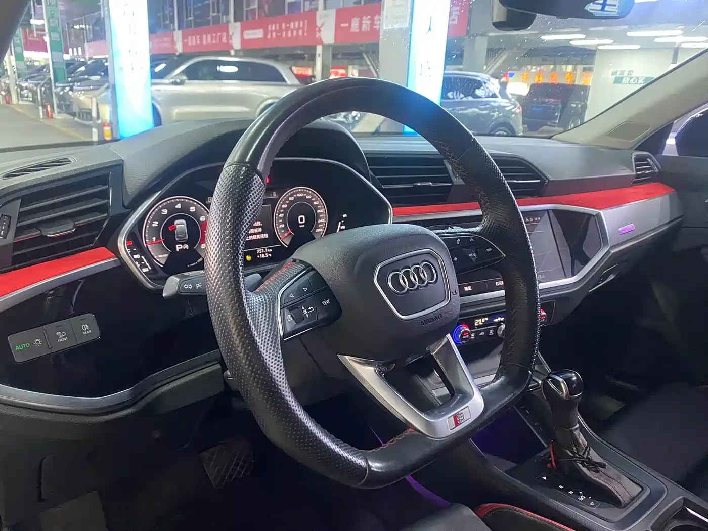 AUDI Q3 SPORTBACK