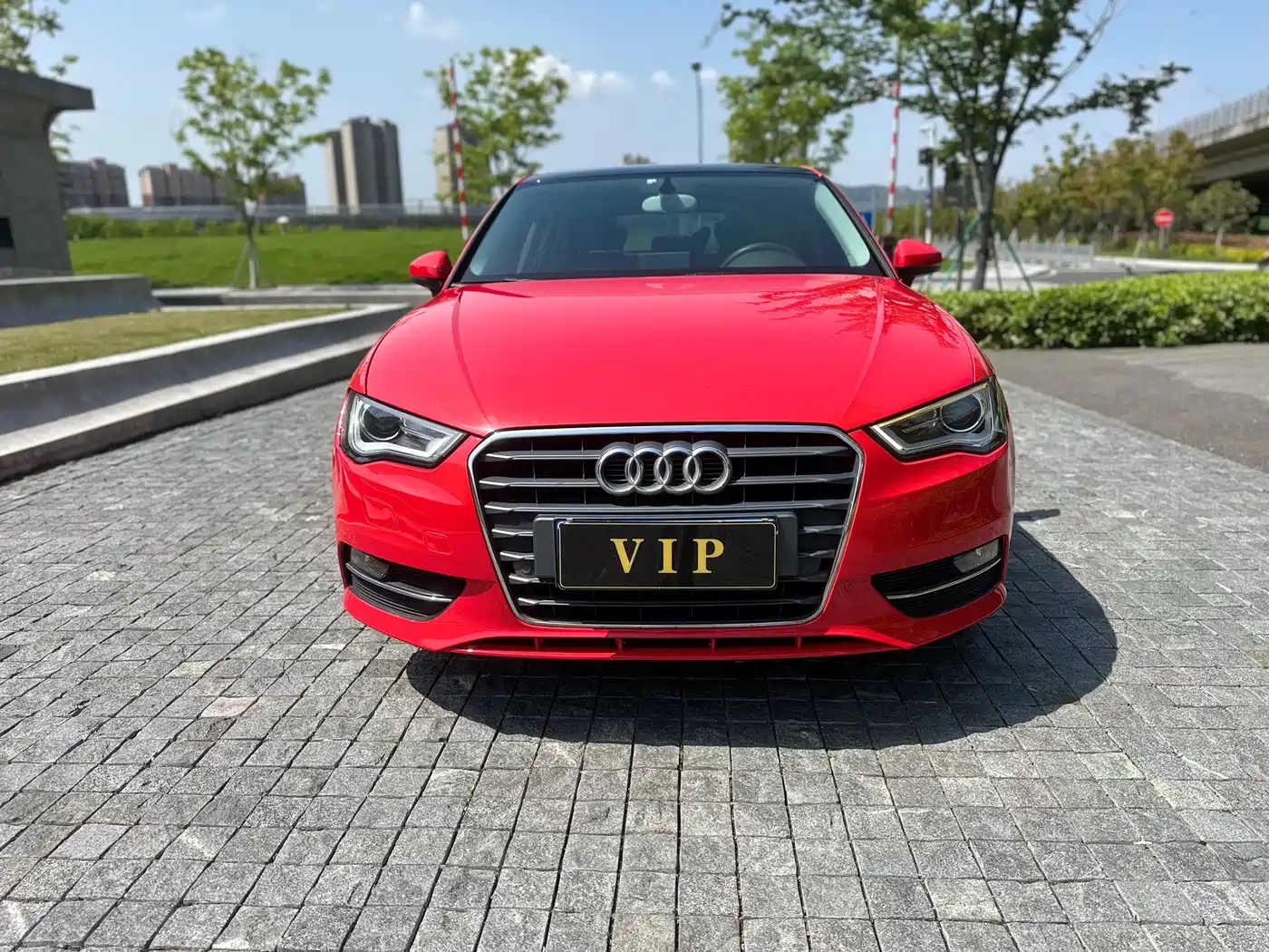 Audi A3 2014 Sportback 35 TFSI Automatic Comfort фото 2