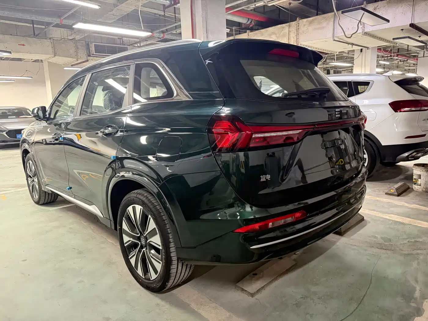 Landian E5 PLUS 2026 165km Long Range First Edition Max 7-Seater фото 6
