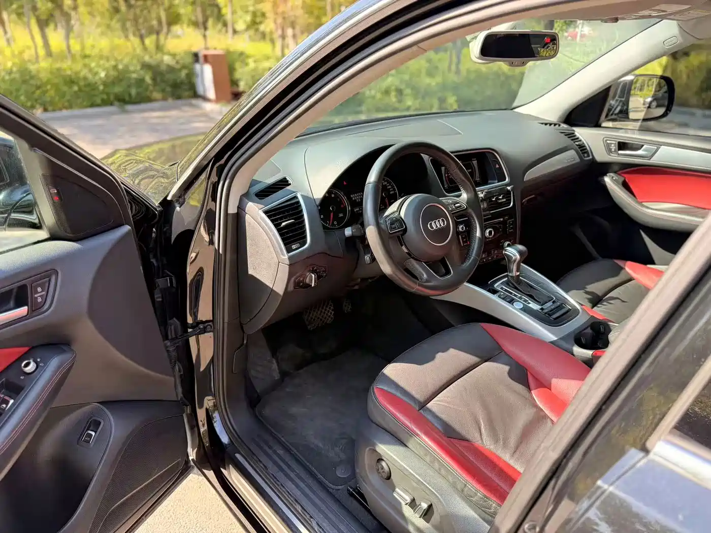 Audi Q5 2018 2017 Plus 40 TFSI Technology