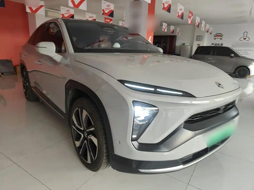 Фото 22 - NIO EC6