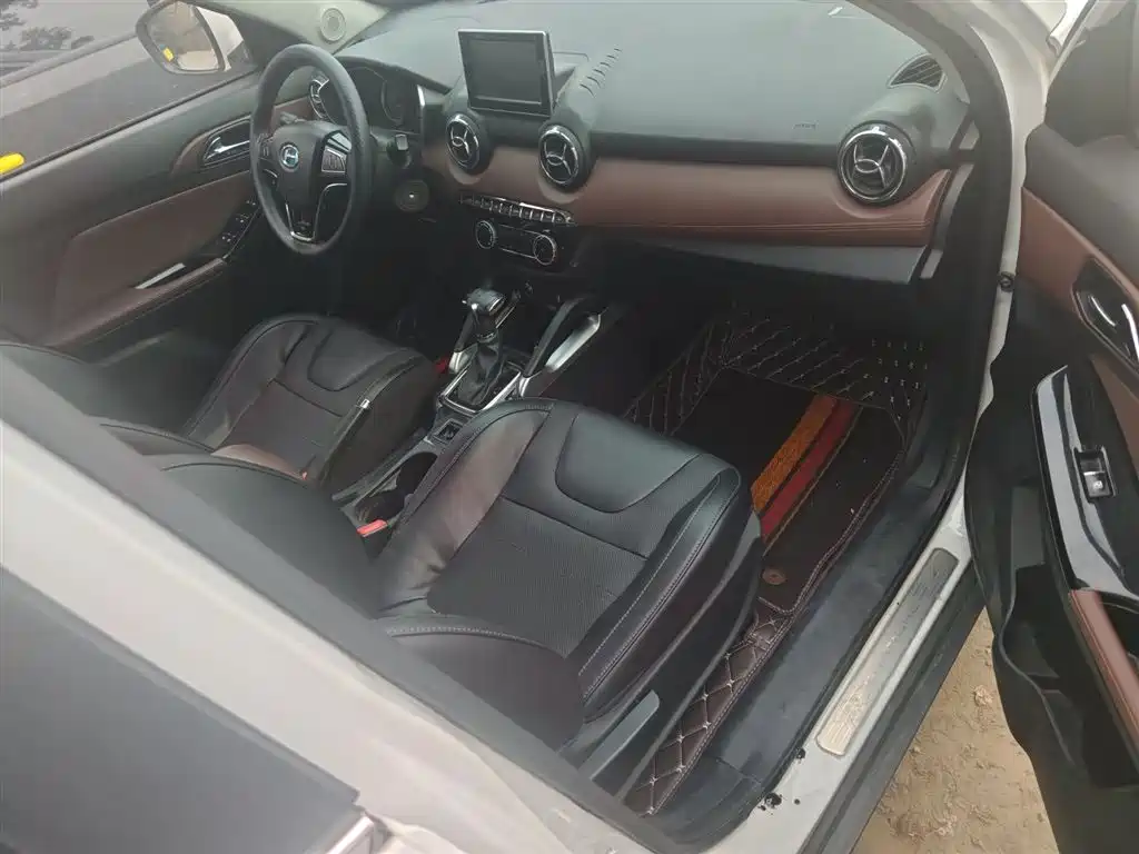 BAIC Changhe Q35 2017 2016 1.5L Automatic Smart Edition
