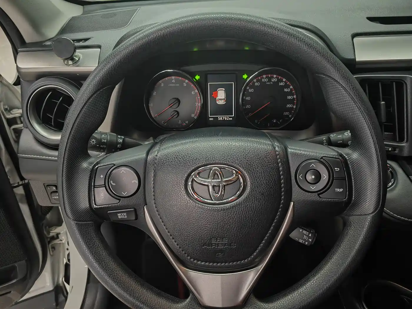 Toyota RAV4 Rongfang 2019 2.0L CVT 2WD Style X Limited Edition China VI фото 7
