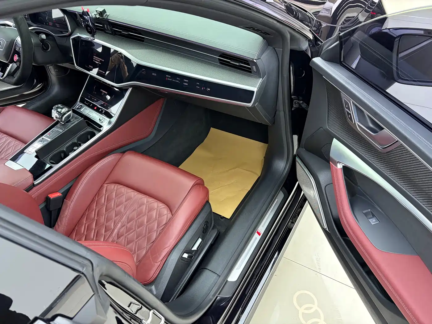 Audi A7L 2022 45 TFSI quattro S-line Black Warrior Edition фото 5