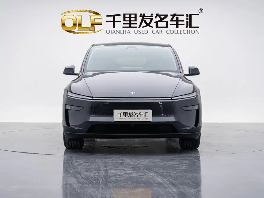Фото 6 - Tesla Model Y
