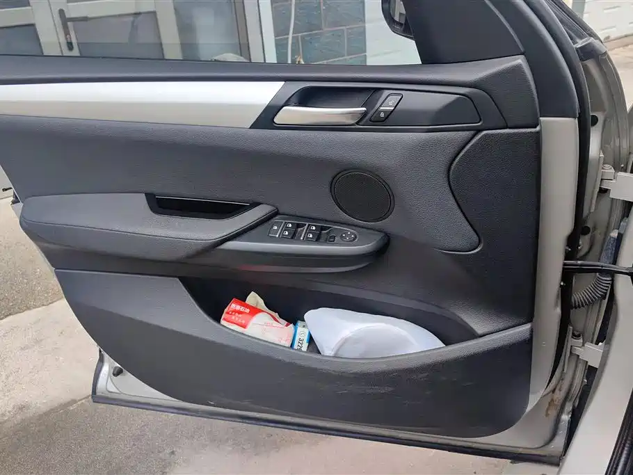 BMW X3 (Import) 2014 xDrive20i X Design Package фото 7