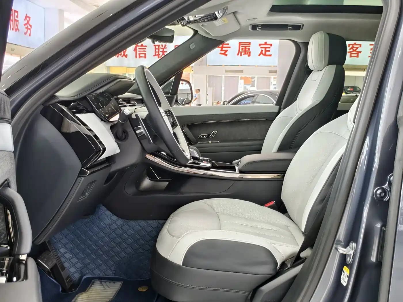 LAND ROVER RANGE ROVER SPORT