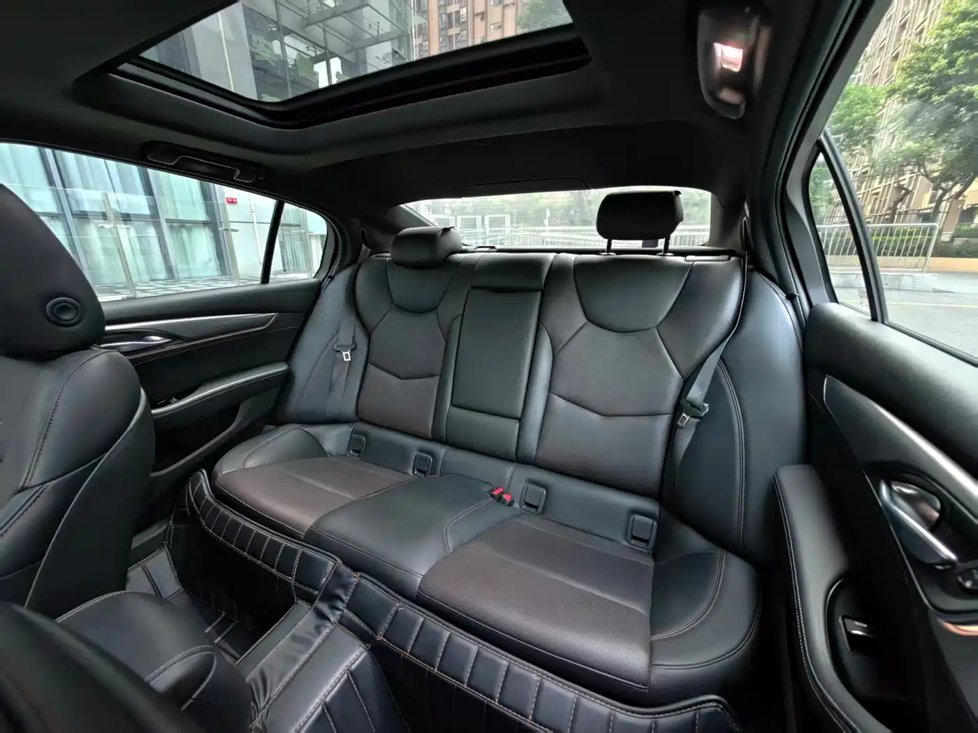 Cadillac CT5 2020 Facelift 28T Leading Sport Edition фото 6