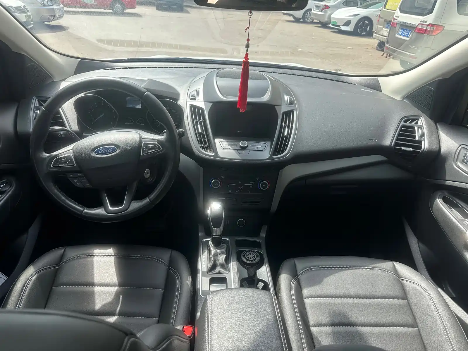 Photo 8 - Ford Kuga