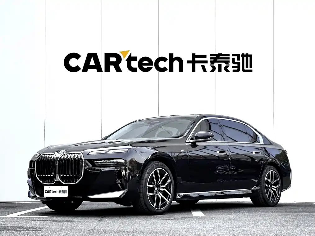 BMW 7 Series 2023 Model 735Li M Sport Package фото 2