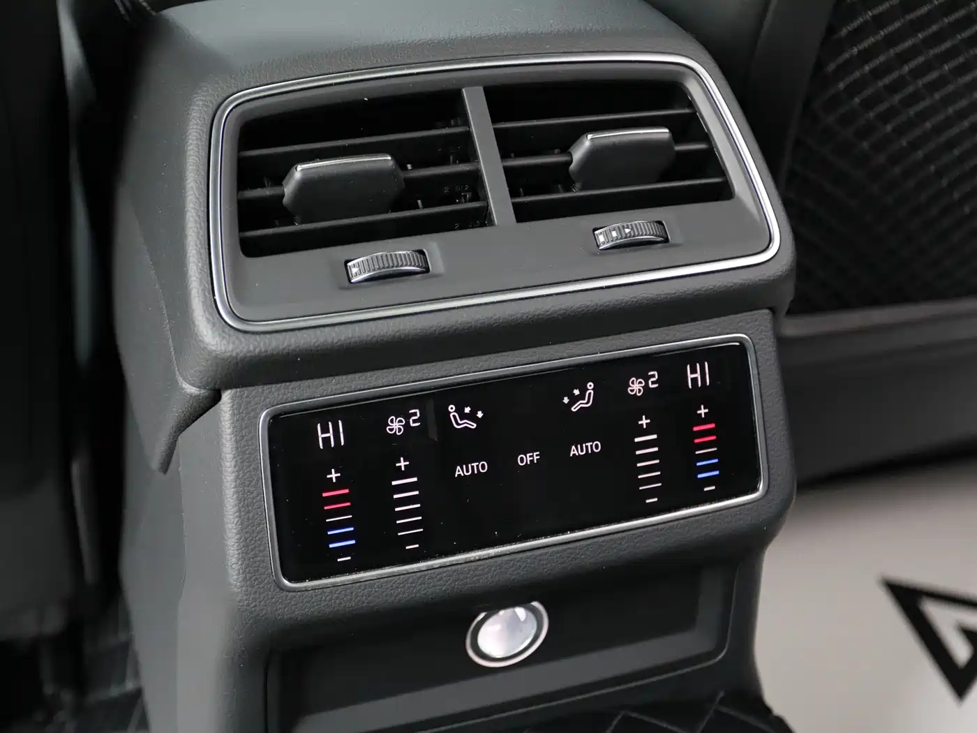 Audi A6L 2022 45 TFSI Premium Dynamic фото 14