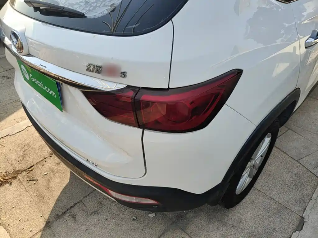 Photo 8 - BAIC Huansu S5