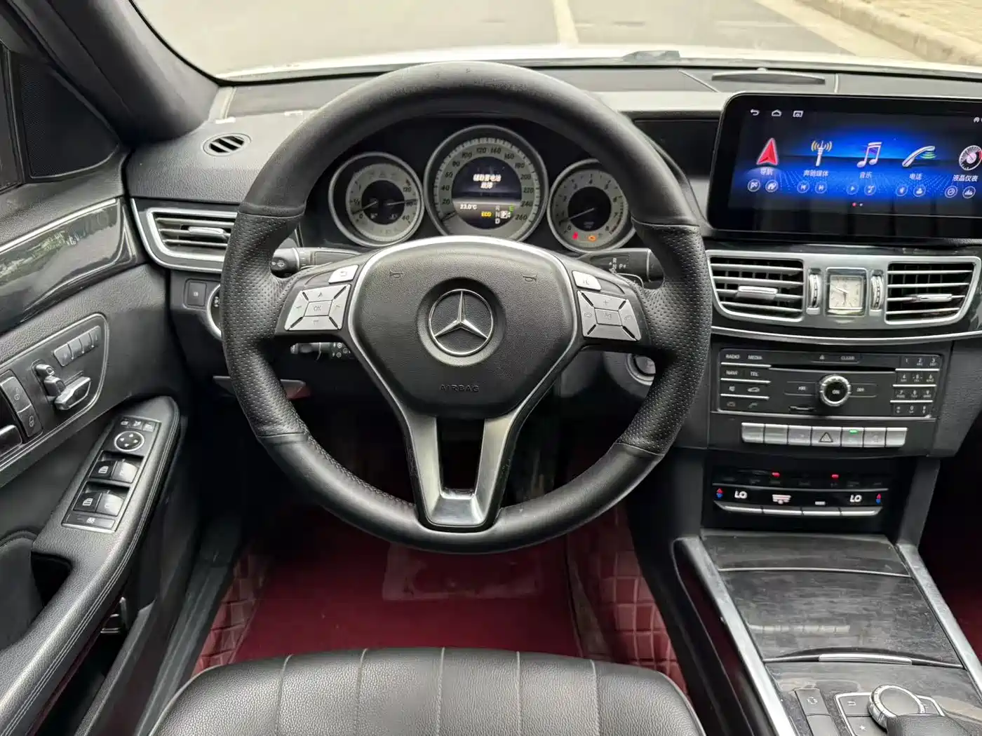 Mercedes-Benz E-Class 2015 Facelift E 260 L Sport фото 14